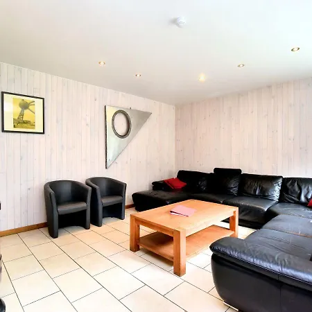 Spacious Chalet With Sauna In