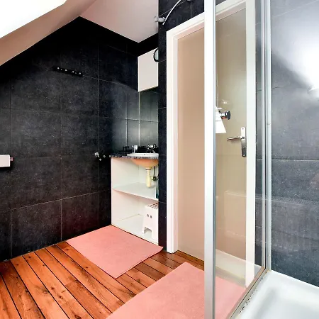 Spacious Chalet With Sauna In * Beauraing