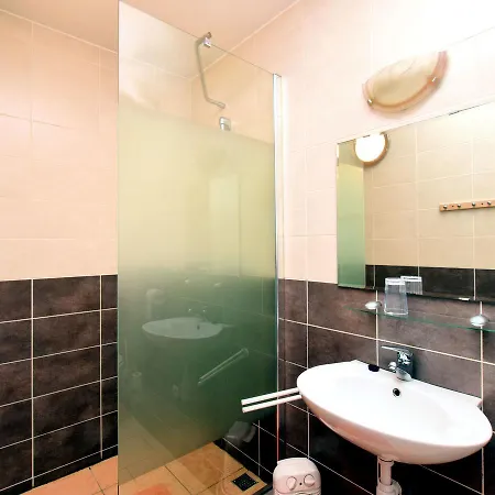 Spacious Chalet With Sauna In Beauraing