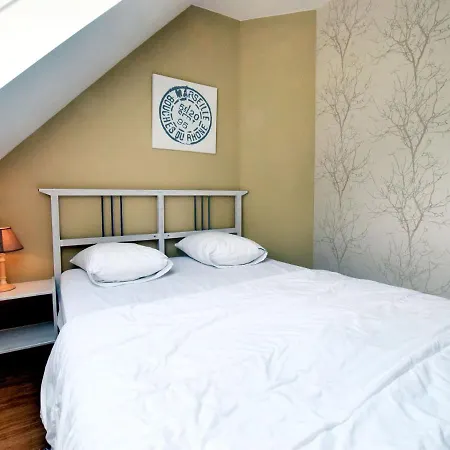 Spacious Chalet With Sauna In * Beauraing